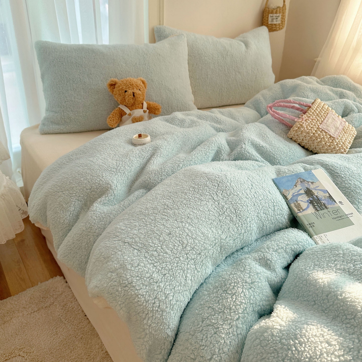91家纺网 家纺一手货源 找家纺 顾里家纺 2025新款ins韩系糯糯羊羔绒四套件 羊羔蓝黄