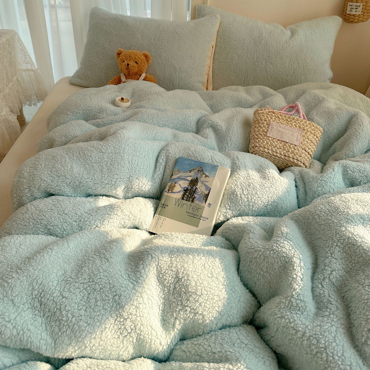 91家纺网 家纺一手货源 找家纺 顾里家纺 2025新款ins韩系糯糯羊羔绒四套件 羊羔蓝黄