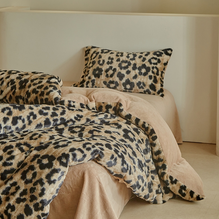 91家纺网 家纺一手货源 找家纺 缘生活 2025新款仿兔毛绒印花四件套 仿兔毛绒 豹纹-卡其