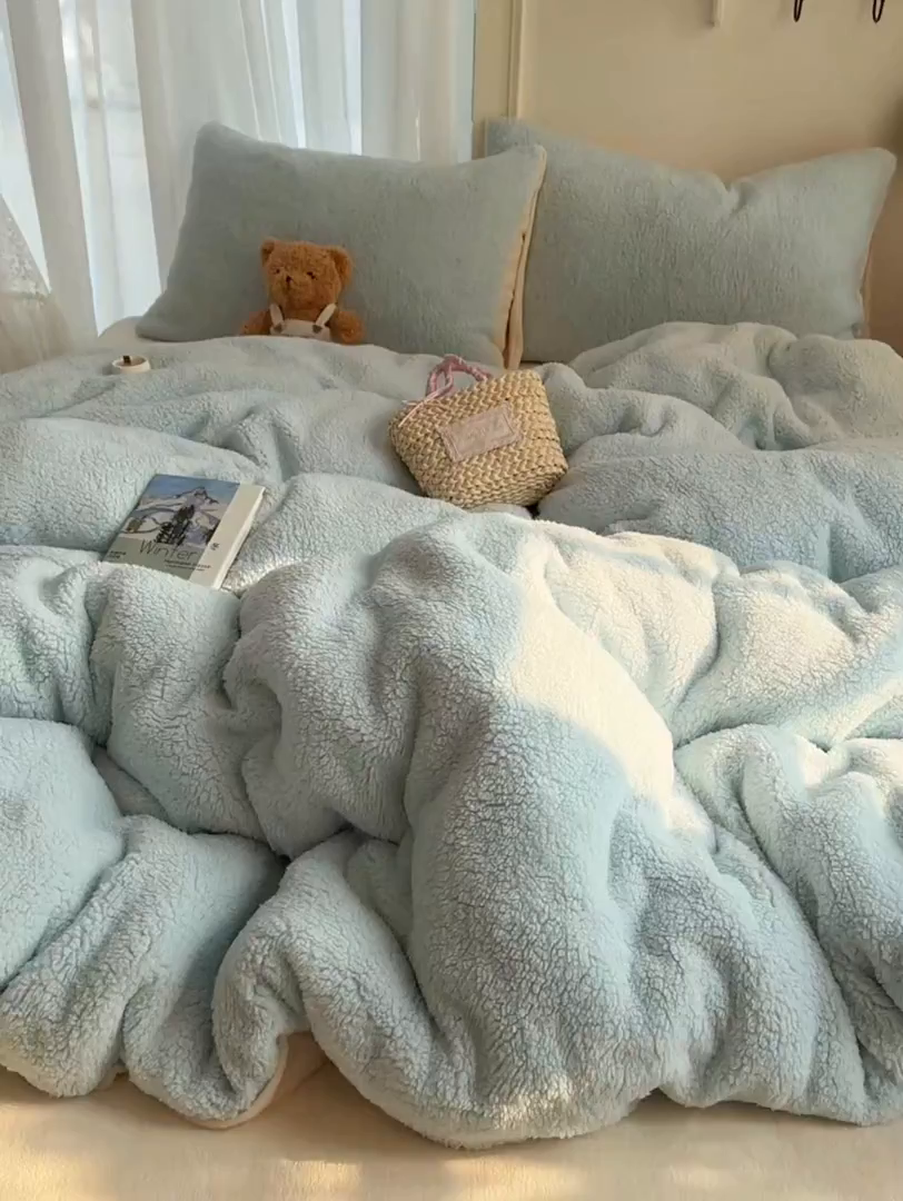 91家纺网 家纺一手货源 找家纺 顾里家纺 2025新款ins韩系糯糯羊羔绒四套件 羊羔蓝黄