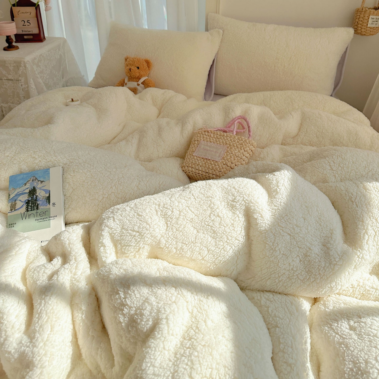 91家纺网 家纺一手货源 找家纺 顾里家纺 2025新款ins韩系糯糯羊羔绒四套件 羊羔米