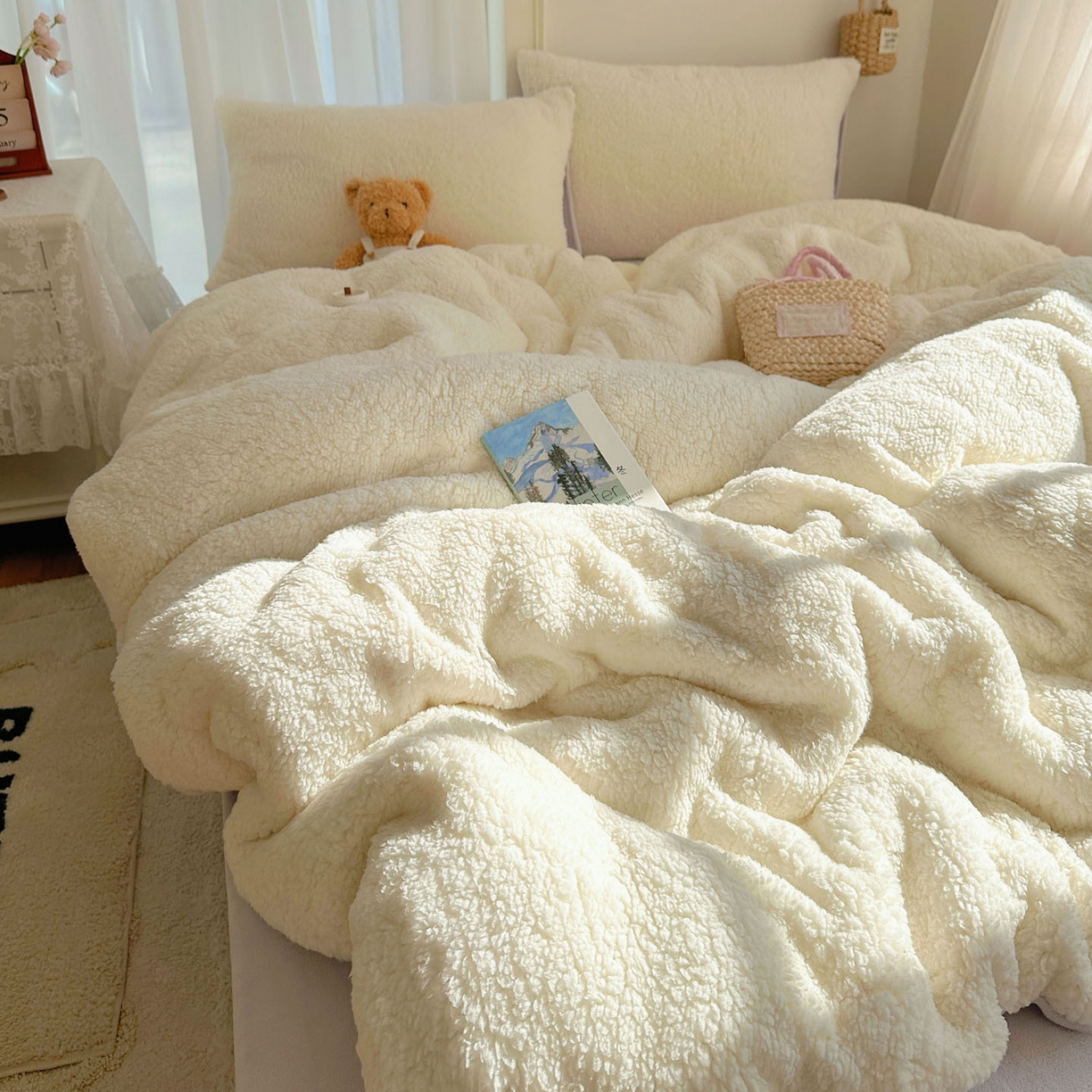 91家纺网 家纺一手货源 找家纺 顾里家纺 2025新款ins韩系糯糯羊羔绒四套件 羊羔米