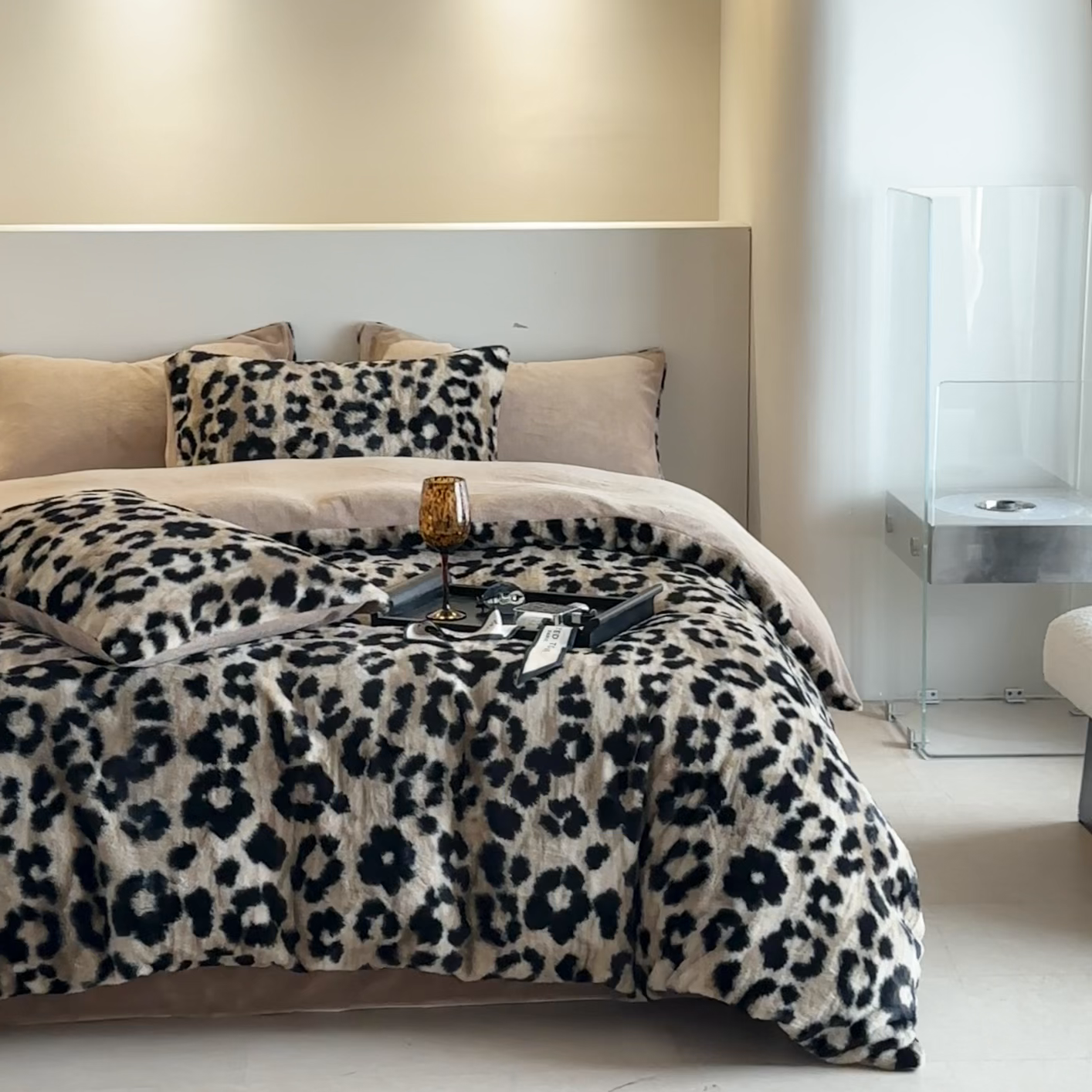 91家纺网 家纺一手货源 找家纺 缘生活 2025新款仿兔毛绒印花四件套 仿兔毛绒 豹纹-卡其