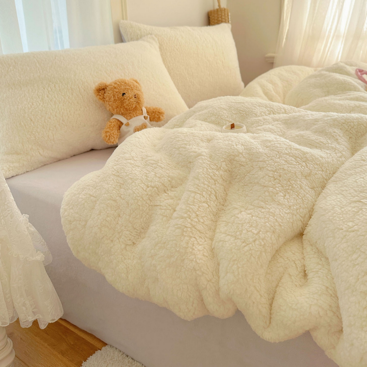 91家纺网 家纺一手货源 找家纺 顾里家纺 2025新款ins韩系糯糯羊羔绒四套件 羊羔米