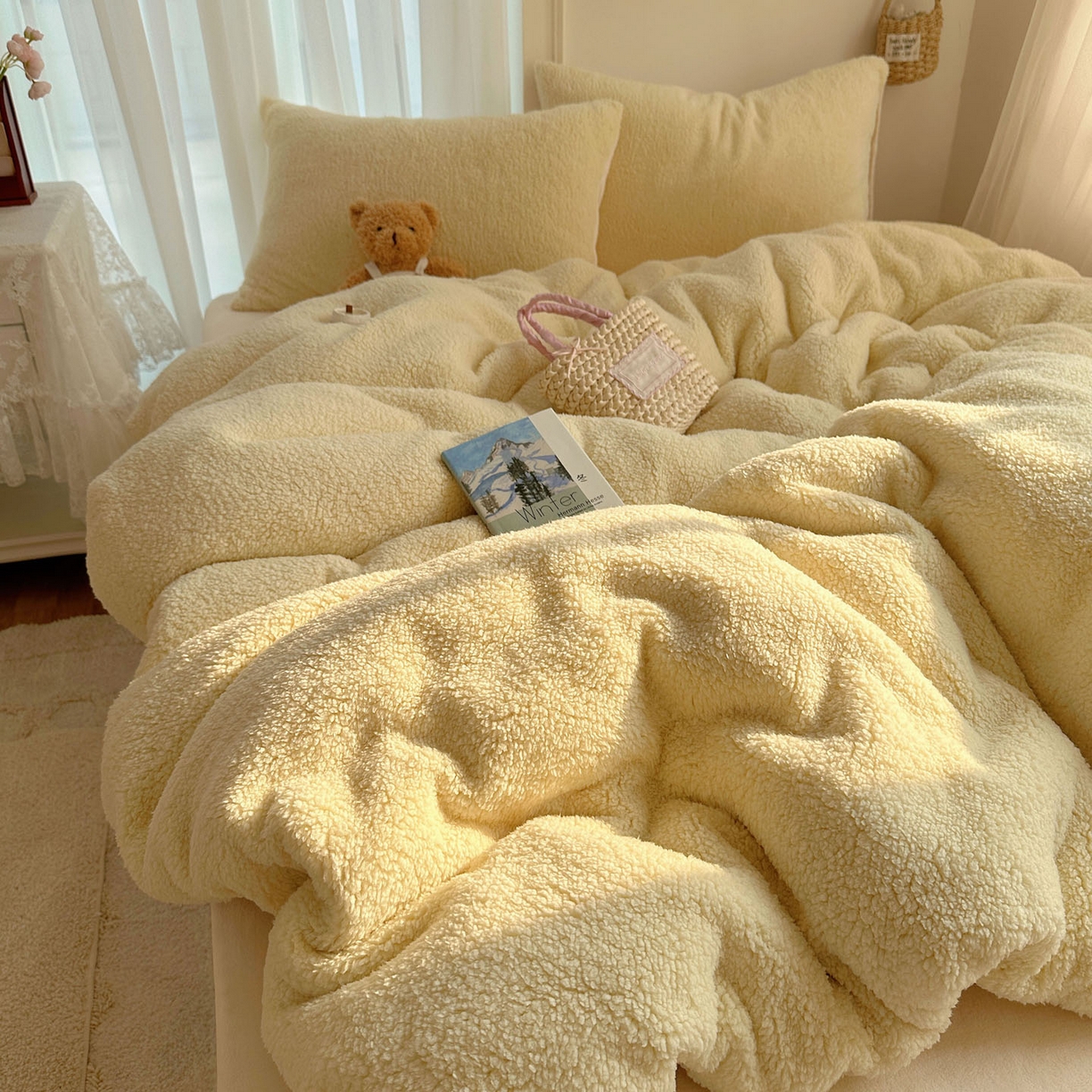 91家纺网 家纺一手货源 找家纺 顾里家纺 2025新款ins韩系糯糯羊羔绒四套件 羊羔奶黄
