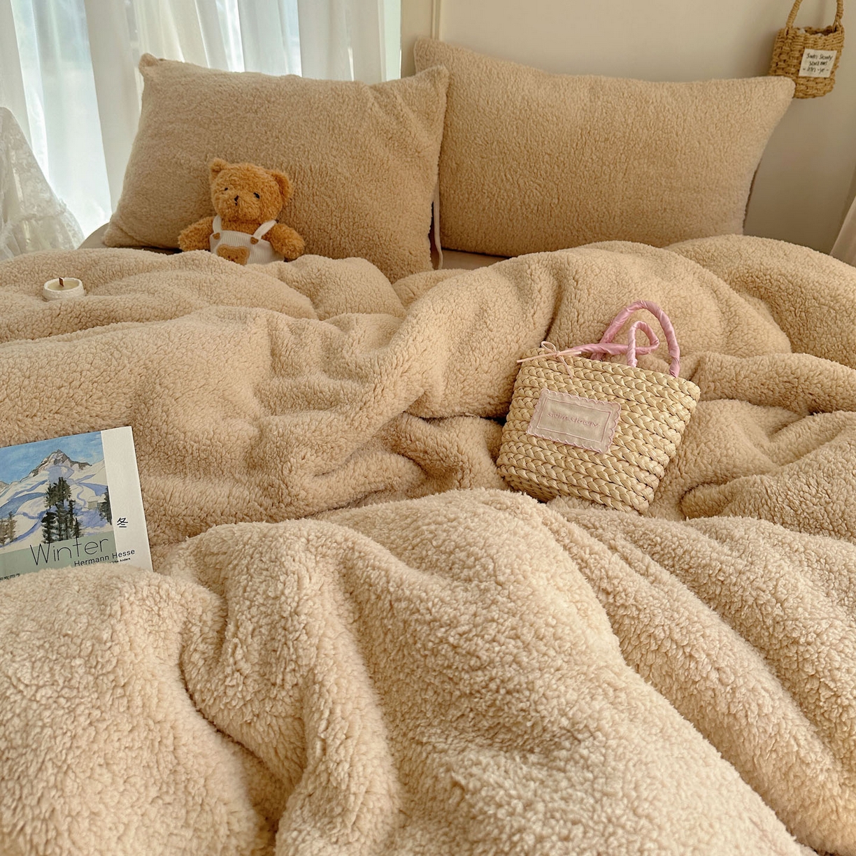 91家纺网 家纺一手货源 找家纺 顾里家纺 2025新款ins韩系糯糯羊羔绒四套件 羊羔暖咖