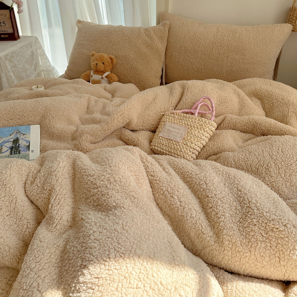 91家纺网 家纺一手货源 找家纺 顾里家纺 2025新款ins韩系糯糯羊羔绒四套件 羊羔暖咖