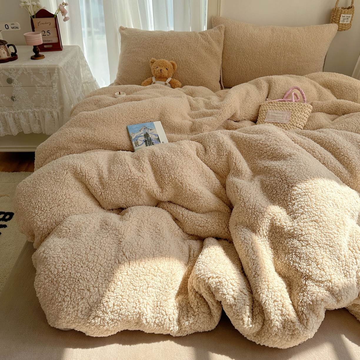 91家纺网 家纺一手货源 找家纺 顾里家纺 2025新款ins韩系糯糯羊羔绒四套件 羊羔暖咖