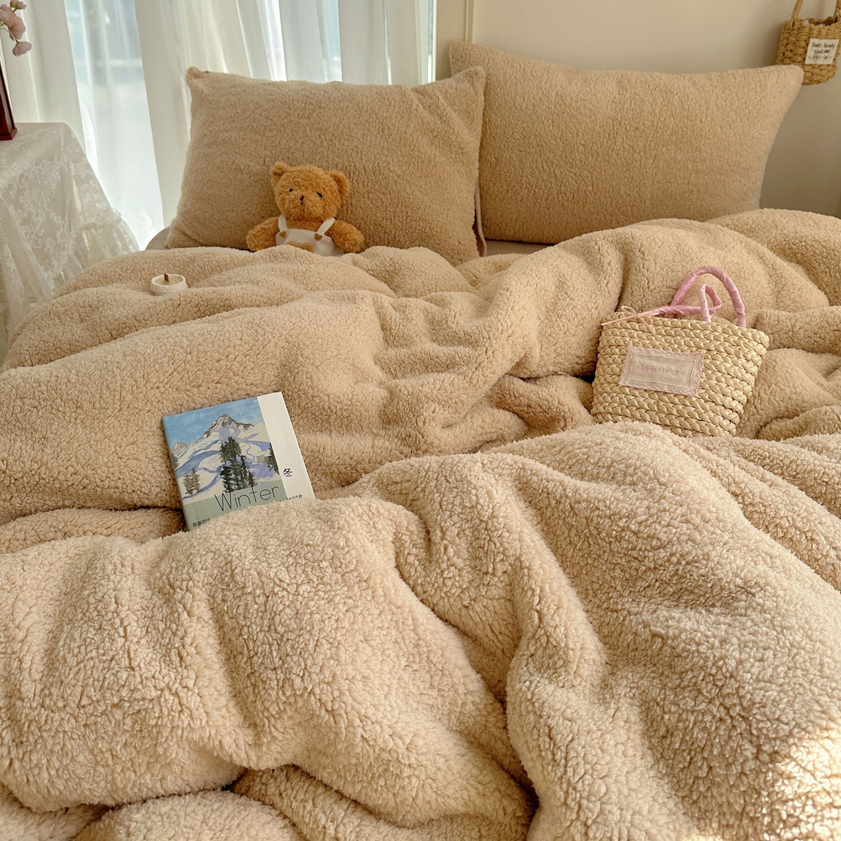 91家纺网 家纺一手货源 找家纺 顾里家纺 2025新款ins韩系糯糯羊羔绒四套件 羊羔暖咖