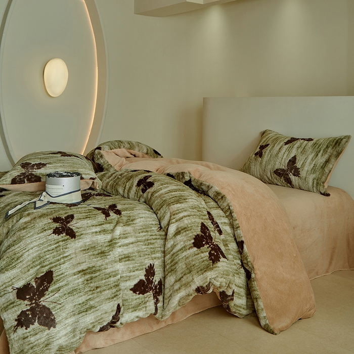 91家纺网 家纺一手货源 找家纺 缘生活 2025新款仿兔毛绒印花四件套 仿兔毛绒 蝴蝶-抹茶绿