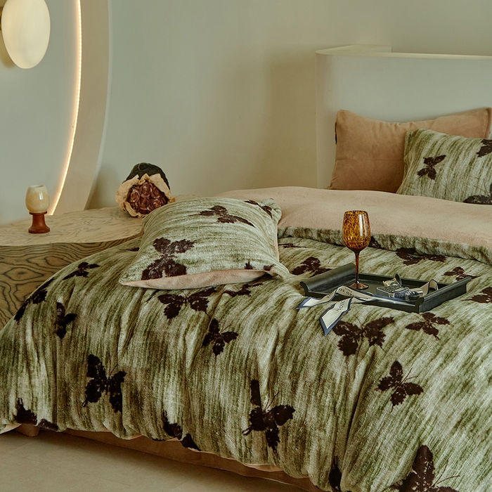 91家纺网 家纺一手货源 找家纺 缘生活 2025新款仿兔毛绒印花四件套 仿兔毛绒 蝴蝶-抹茶绿