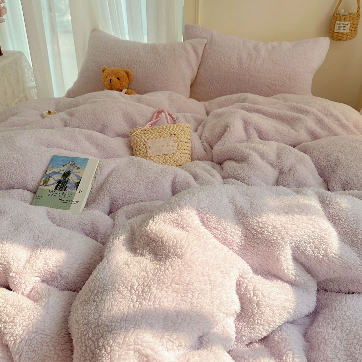 91家纺网 家纺一手货源 找家纺 顾里家纺 2025新款ins韩系糯糯羊羔绒四套件 羊羔紫黄