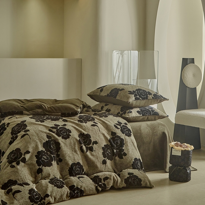 91家纺网 家纺一手货源 找家纺 缘生活 2025新款仿兔毛绒印花四件套 仿兔毛绒 玫瑰-墨绿