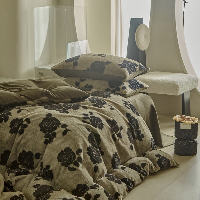 91家纺网 家纺一手货源 找家纺 缘生活 2025新款仿兔毛绒印花四件套 仿兔毛绒 玫瑰-墨绿