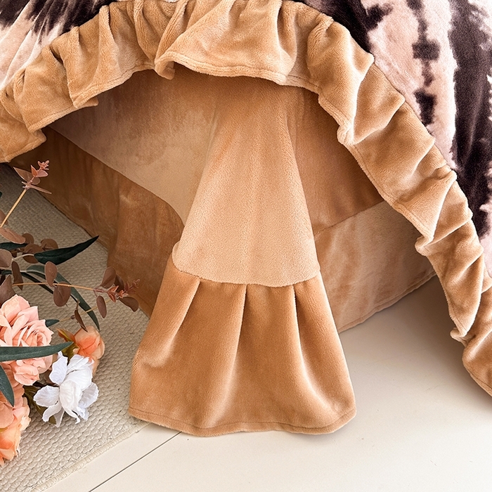 91家纺网 家纺一手货源 找家纺 （总）佳一 2025新款赫本风牛奶绒床裙款花边四件套