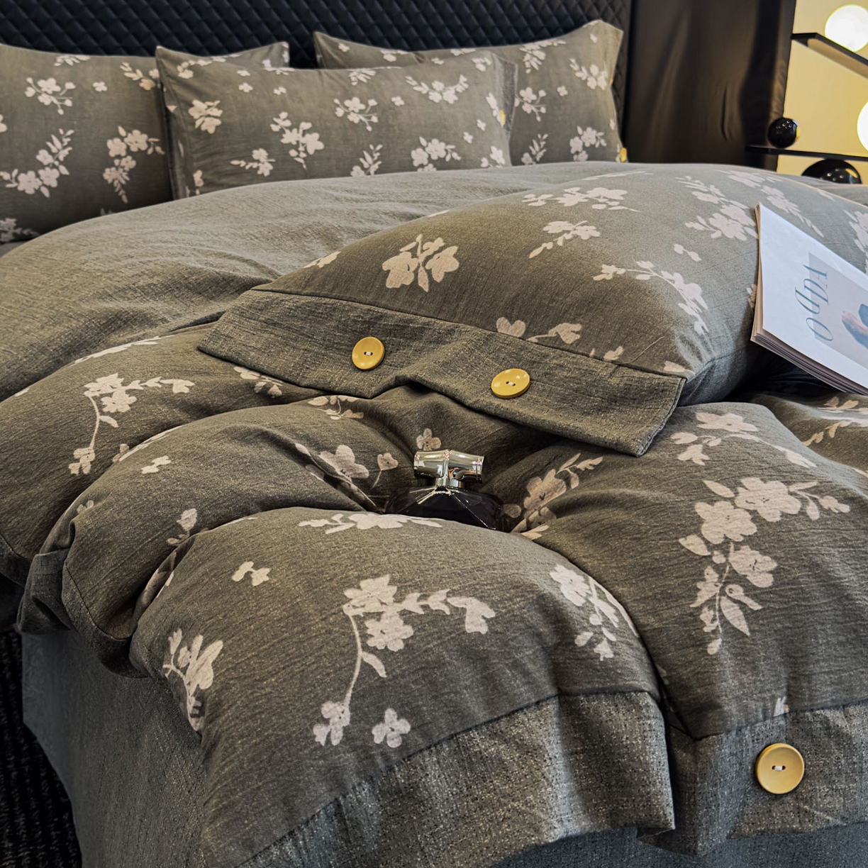 91家纺网 家纺一手货源 找家纺 晚爱家纺（原晚安家居） 2025新款A类原麻四件套纽扣款加厚双层纱仿亚麻套件四件套曼妙花园绿