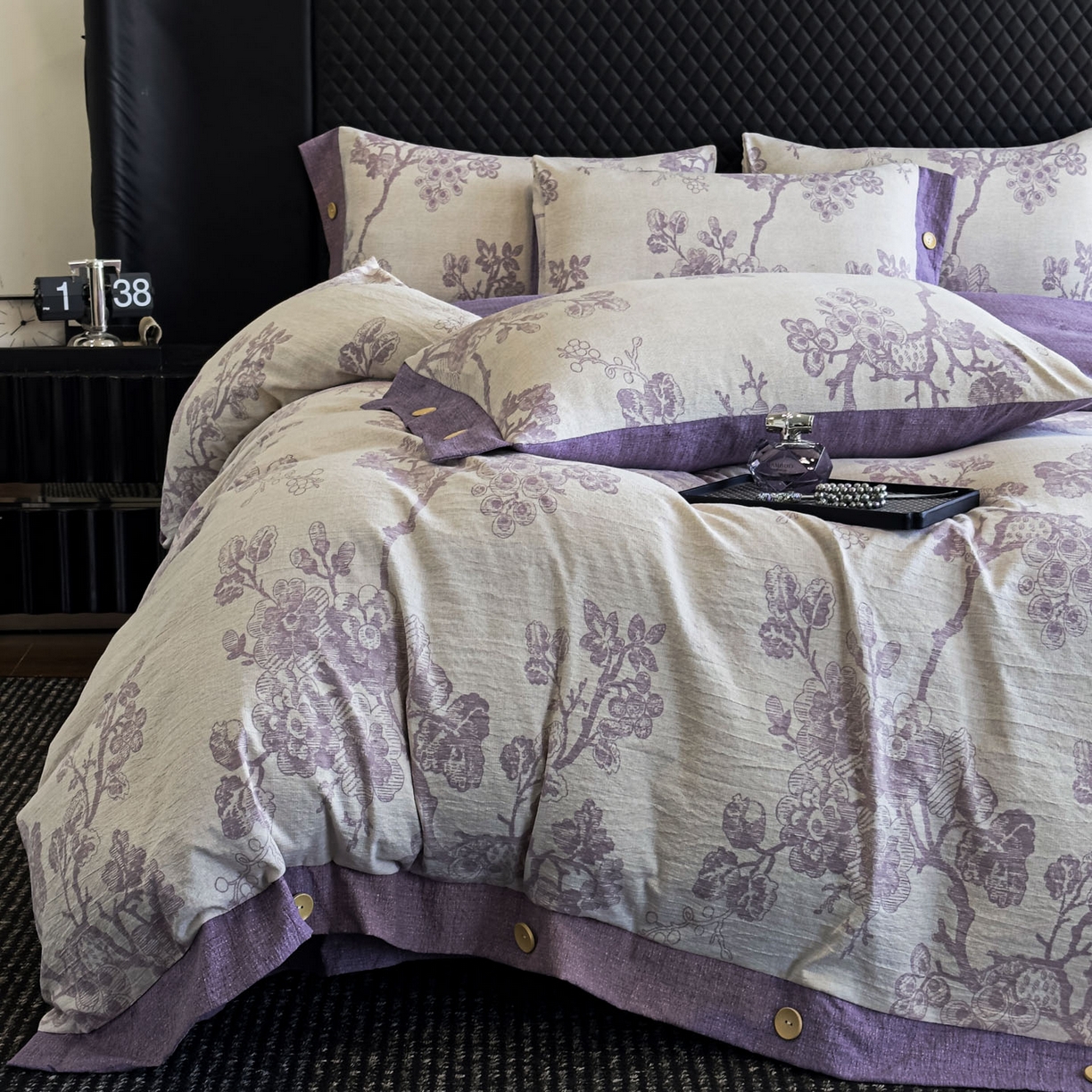 91家纺网 家纺一手货源 找家纺 晚爱家纺（原晚安家居） 2025新款A类原麻四件套纽扣款加厚双层纱仿亚麻套件四件套紫嫣