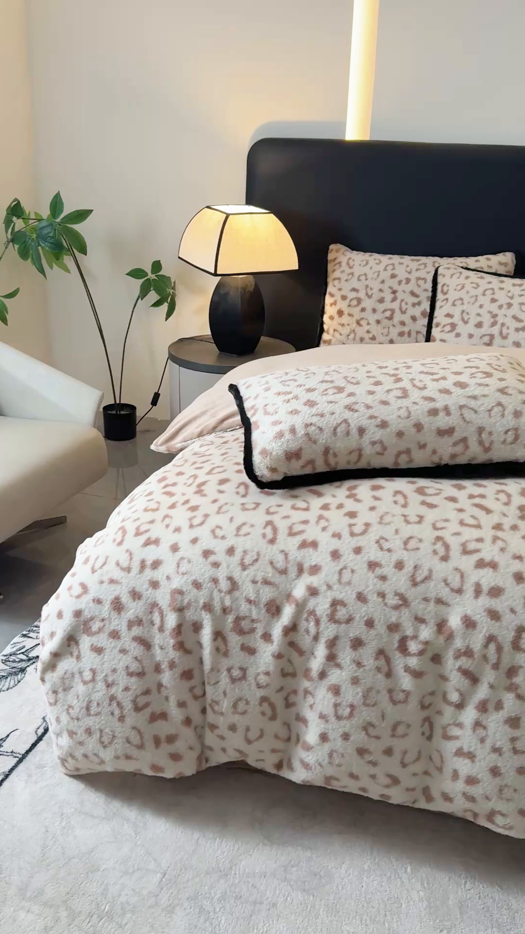 91家纺网 家纺一手货源 找家纺 （总）KA家纺 2025新款秋冬兔毛边工艺款兔毛牛奶绒四件套