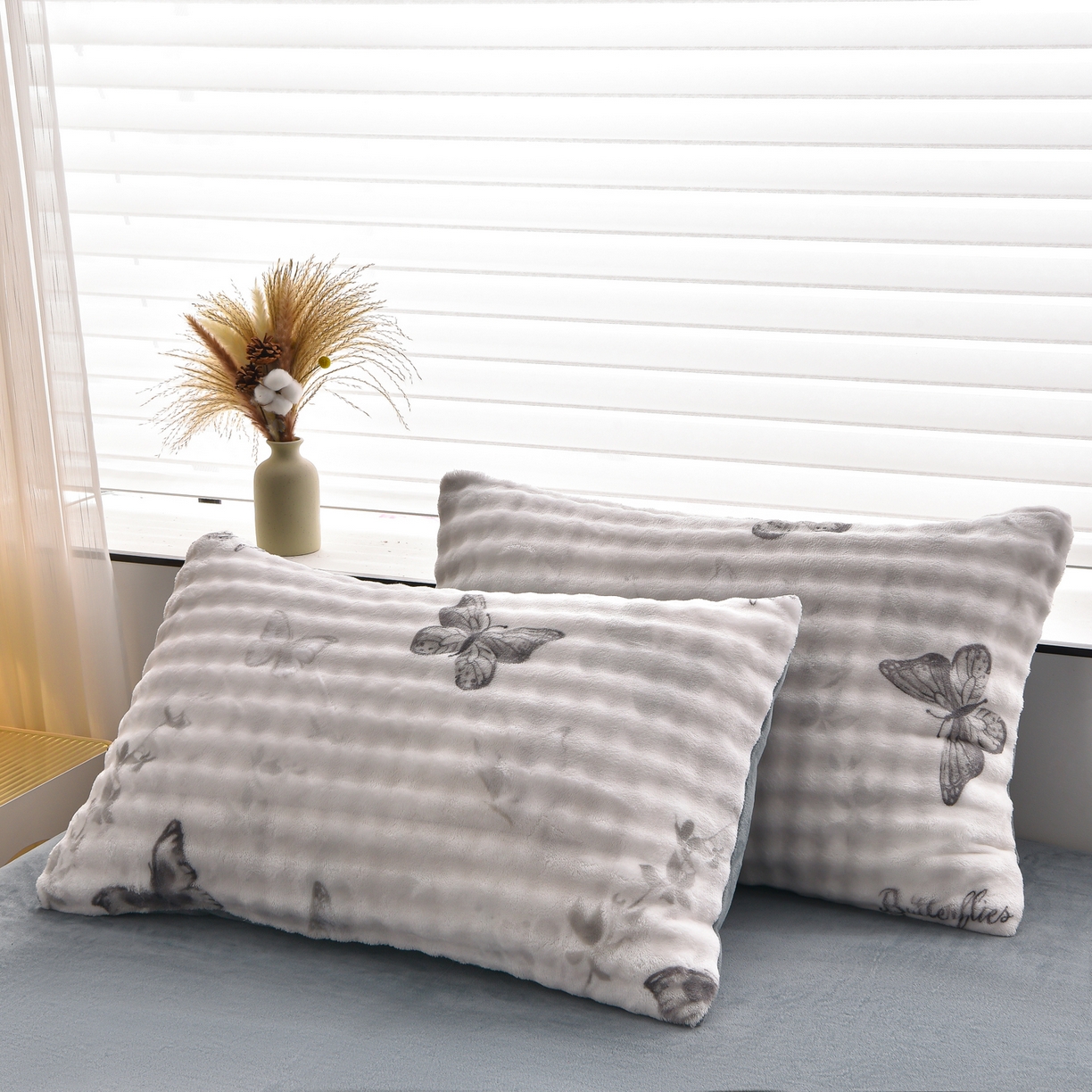 91家纺网 家纺一手货源 找家纺 苏迪网销供货 2025新款牛奶绒加厚高克重A类兔毛牛奶泡泡绒四件套 简影蝴蝶