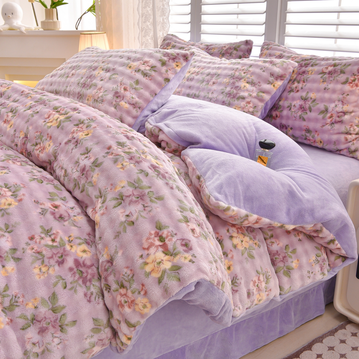 91家纺网 家纺一手货源 找家纺 苏迪网销供货 2025新款牛奶绒加厚高克重A类兔毛牛奶泡泡绒四件套 悠悠花园