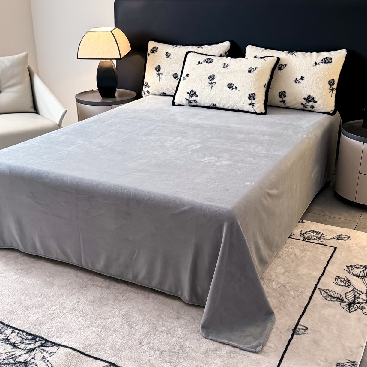 91家纺网 家纺一手货源 找家纺 KA家纺 2025新款秋冬兔毛边工艺款兔毛牛奶绒四件套 情浓浓