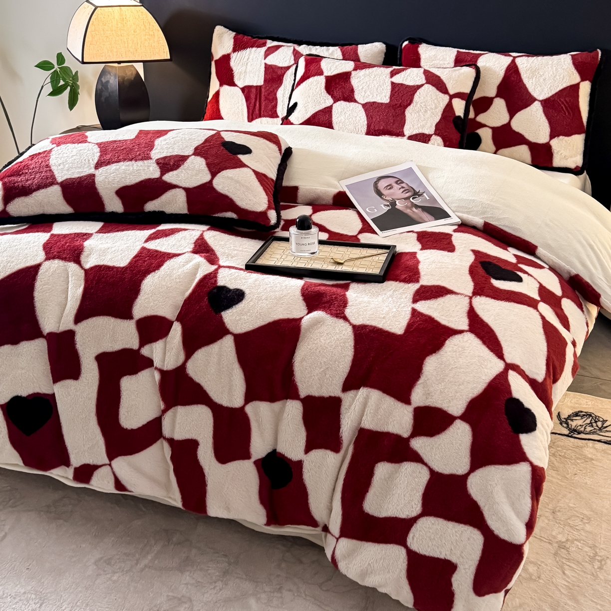 91家纺网 家纺一手货源 找家纺 KA家纺 2025新款秋冬兔毛边工艺款兔毛牛奶绒四件套 心乱乱