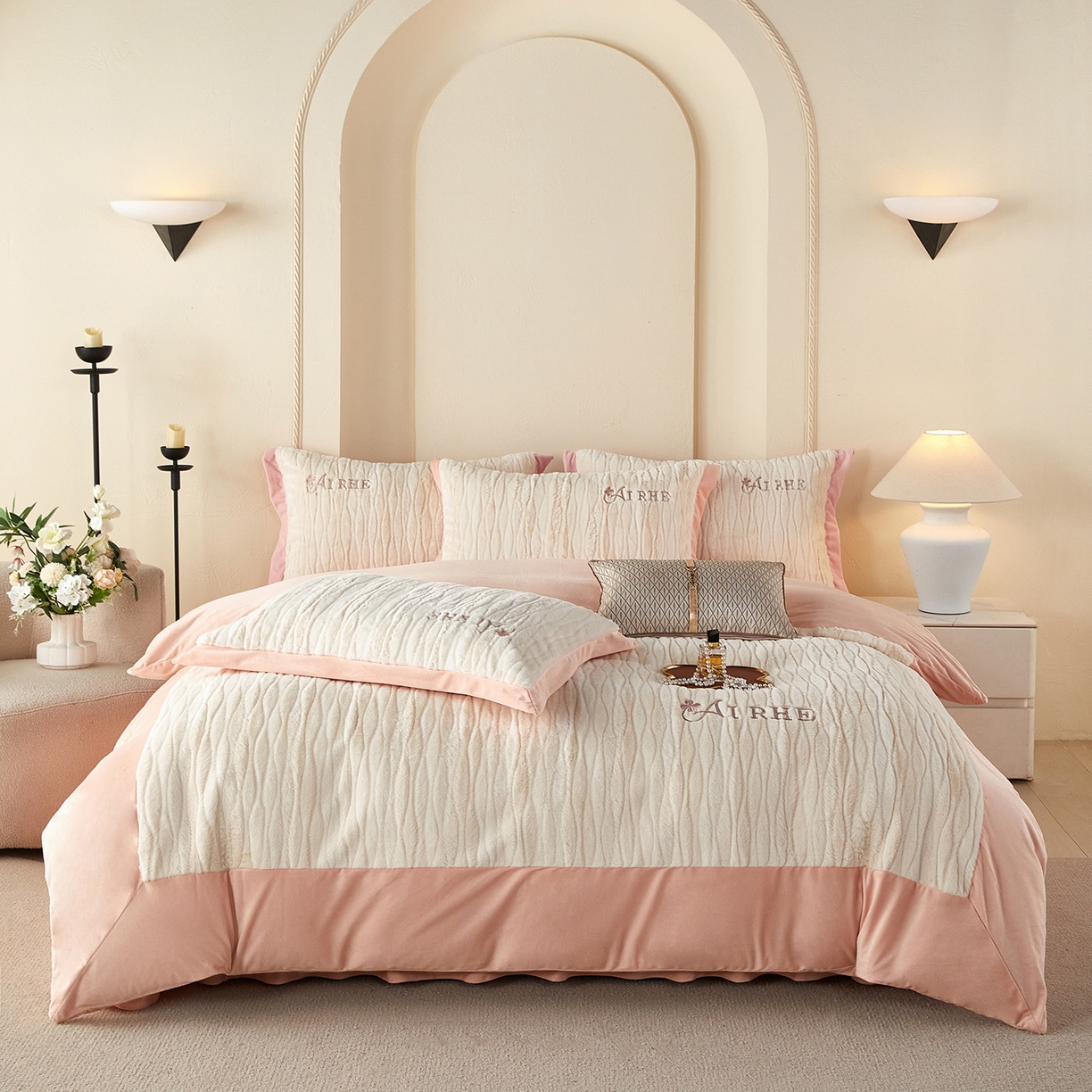 91家纺网 家纺一手货源 找家纺 （总）优希家纺 2025新款洛丽獭保暖四件套