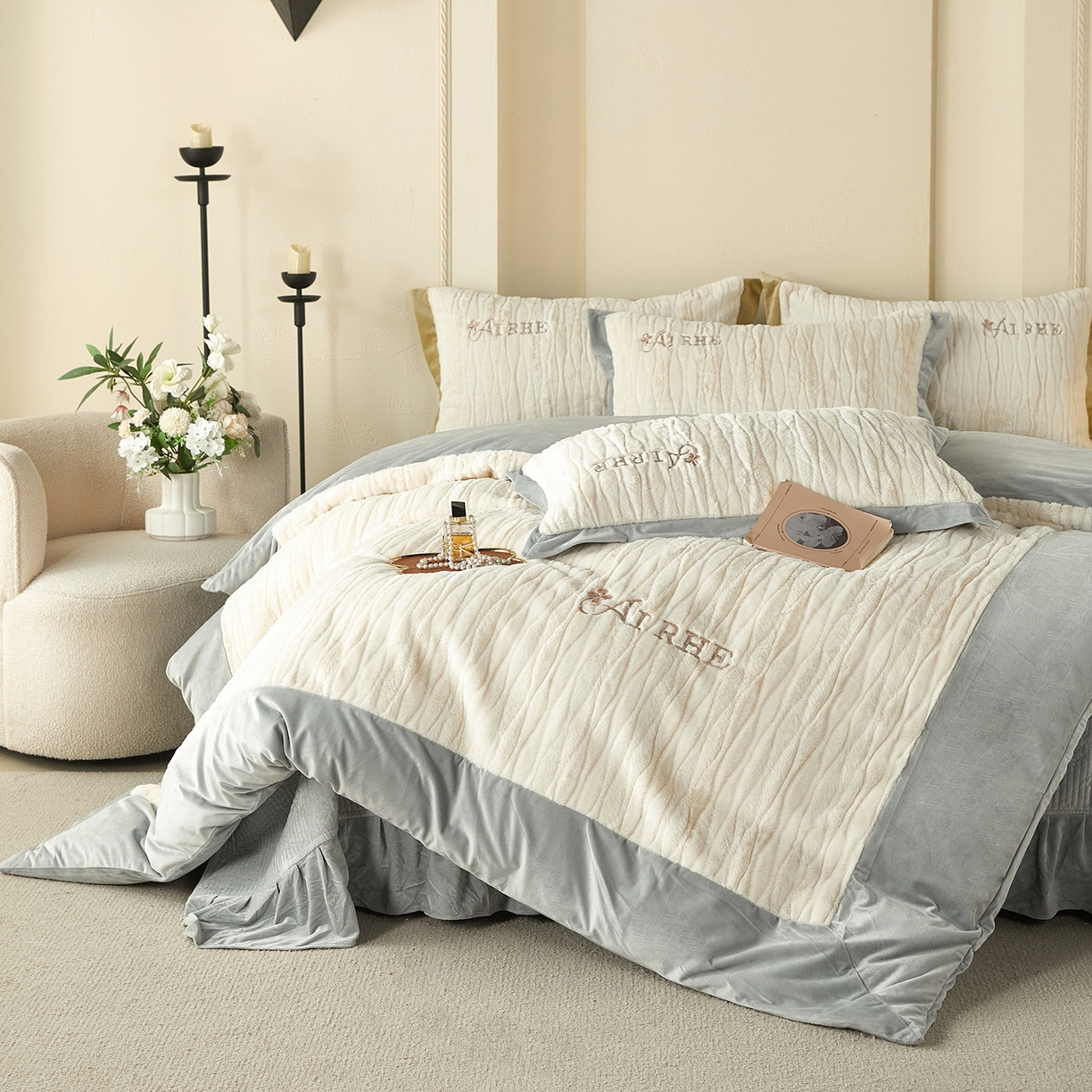 91家纺网 家纺一手货源 找家纺 优希家纺 2025新款洛丽獭保暖四件套 灰色