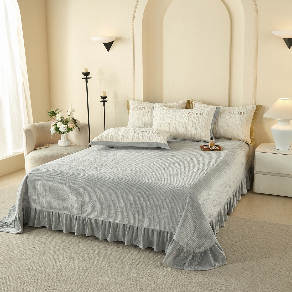 91家纺网 家纺一手货源 找家纺 优希家纺 2025新款洛丽獭保暖四件套 灰色