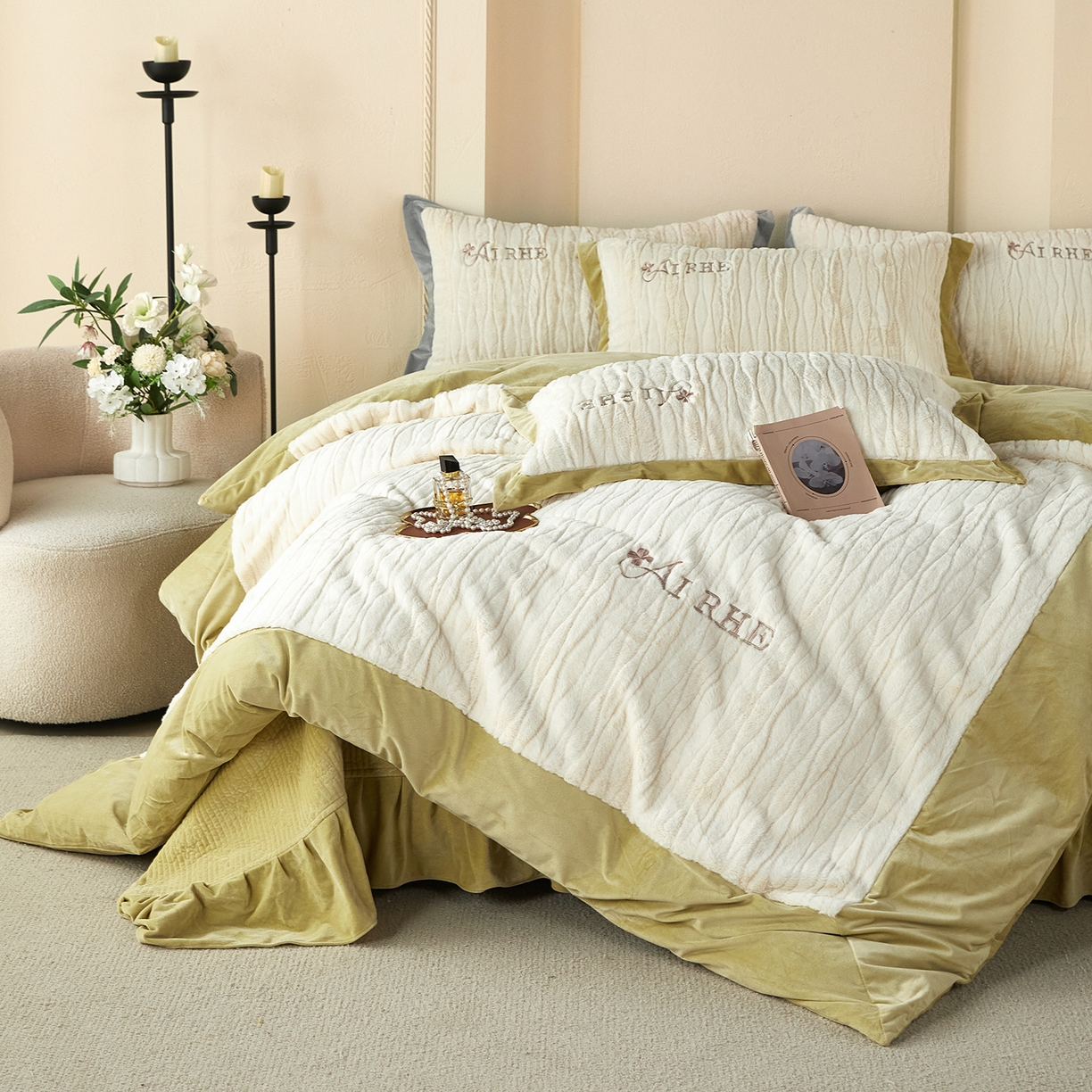 91家纺网 家纺一手货源 找家纺 优希家纺 2025新款洛丽獭保暖四件套 绿色