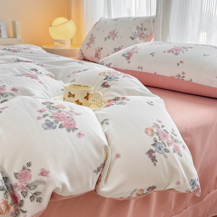 91家纺网 家纺一手货源 找家纺 铭浩家纺 2025新款A类针织棉双层纱四件套 花漾