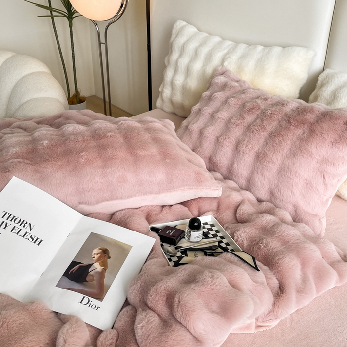 91家纺网 家纺一手货源 找家纺 大元 2025新款A类280g保暖大泡泡兔毛绒四件套 粉豆沙