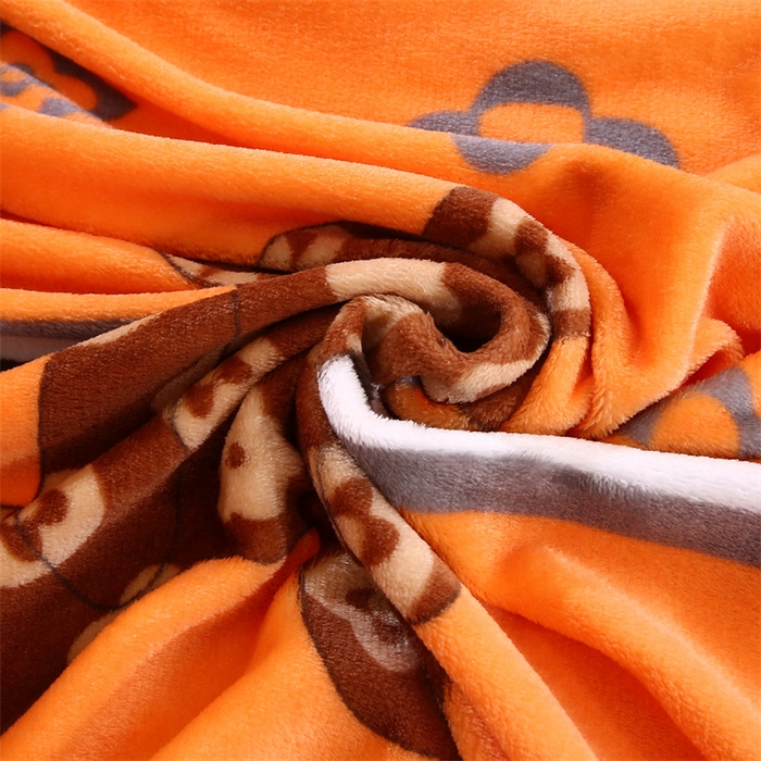 91家纺网 家纺一手货源 找家纺 （总）爱派 2025年新款230g印花牛奶绒卷边毛毯盖坦毯子