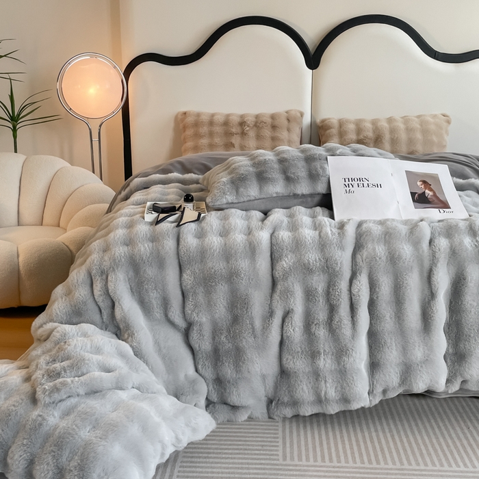 91家纺网 家纺一手货源 找家纺 大元 2025新款A类280g保暖大泡泡兔毛绒四件套 极地灰