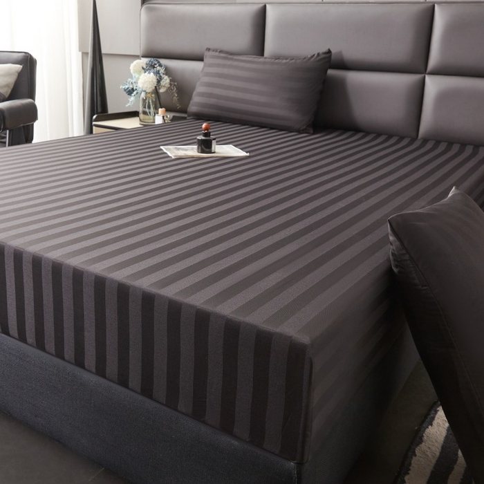 91家纺网 家纺一手货源 找家纺 梵克保罗 2025新款DT系列缎条工艺色丁床笠 DT-黑