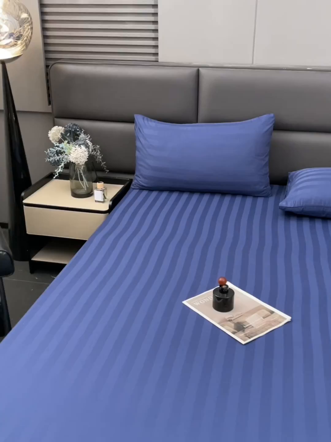 91家纺网 家纺一手货源 找家纺 梵克保罗 2025新款DT系列缎条工艺色丁床笠 DT-藏青