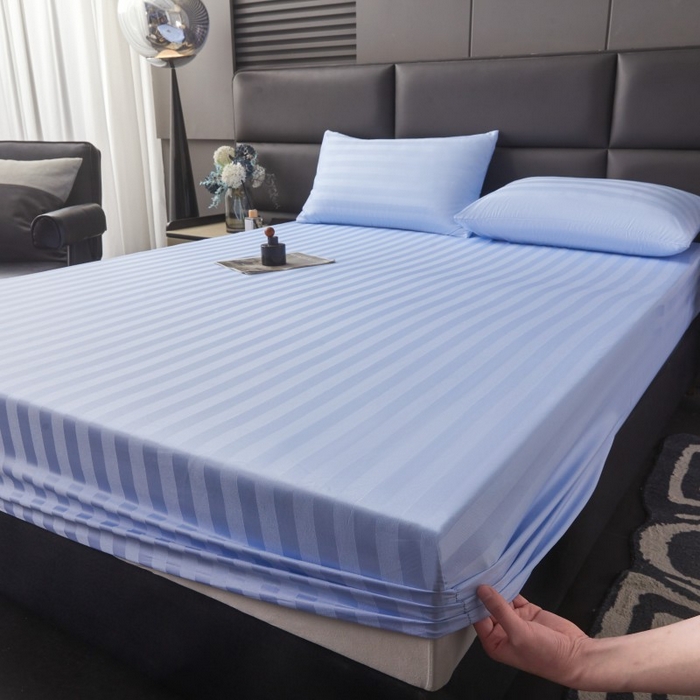 91家纺网 家纺一手货源 找家纺 梵克保罗 2025新款DT系列缎条工艺色丁床笠 DT-淡蓝