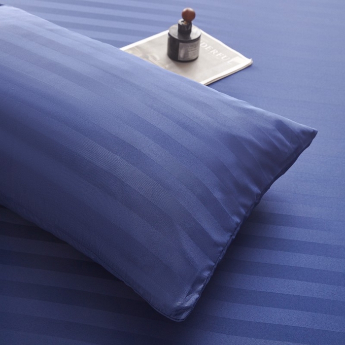 91家纺网 家纺一手货源 找家纺 梵克保罗 2025新款DT系列缎条工艺色丁枕套 DT-藏青