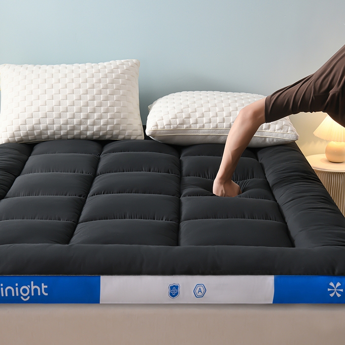 91家纺网 家纺一手货源 找家纺 预言家纺 2025新款宝石床垫床褥系列 宝石黑