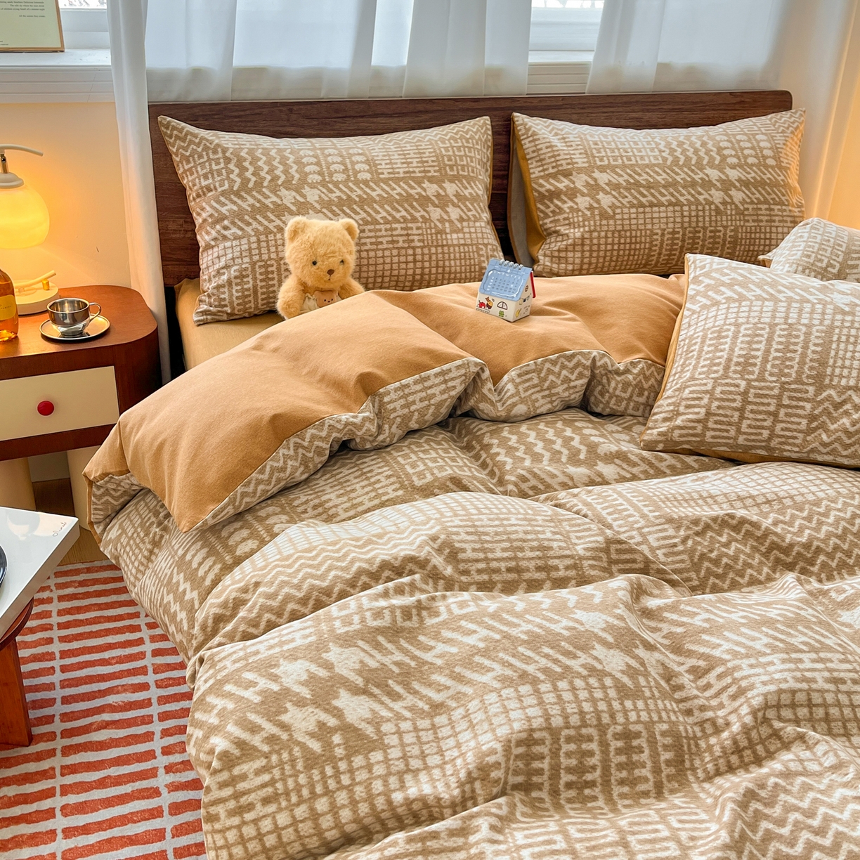 91家纺网 家纺一手货源 找家纺 典曼家纺 2025新款原棉磨毛印花四件套 布兰卡-咖