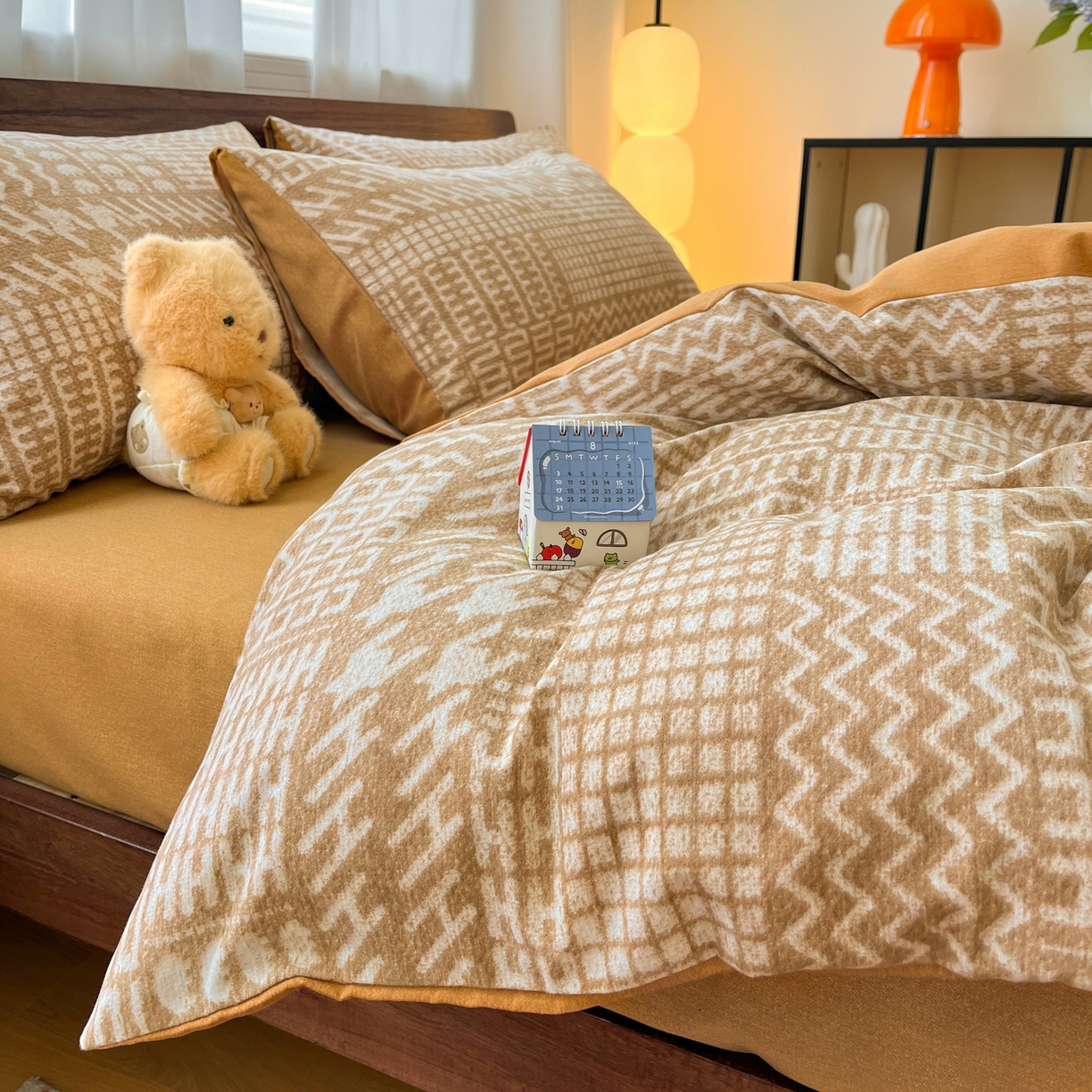 91家纺网 家纺一手货源 找家纺 典曼家纺 2025新款原棉磨毛印花四件套 布兰卡-咖