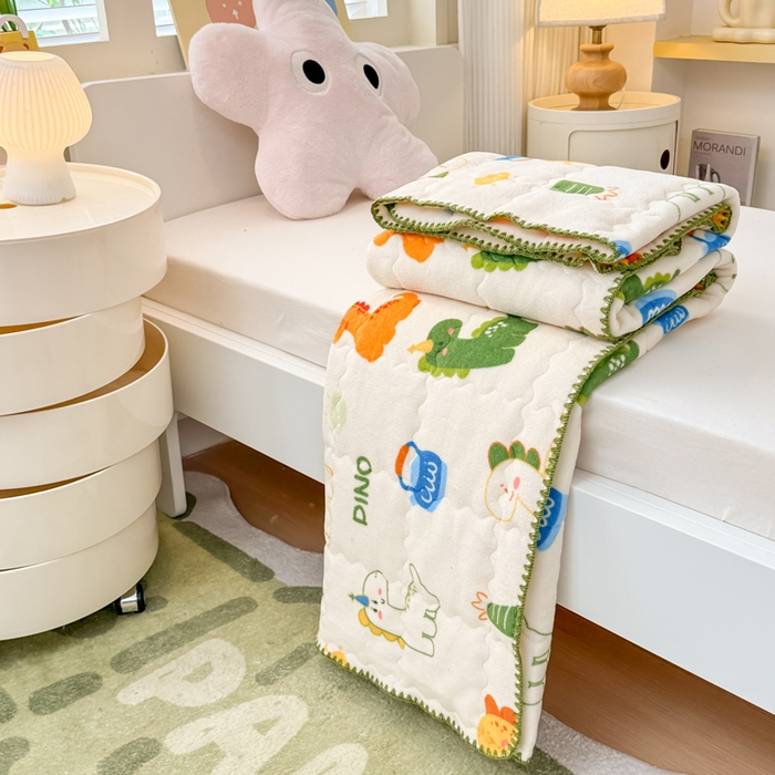 91家纺网 家纺一手货源 找家纺 禧缘家纺（原梦想家） 2025秋冬新款儿童加厚三层夹棉牛奶绒毛毯冬季双面绒保暖盖毯 多彩恐龙