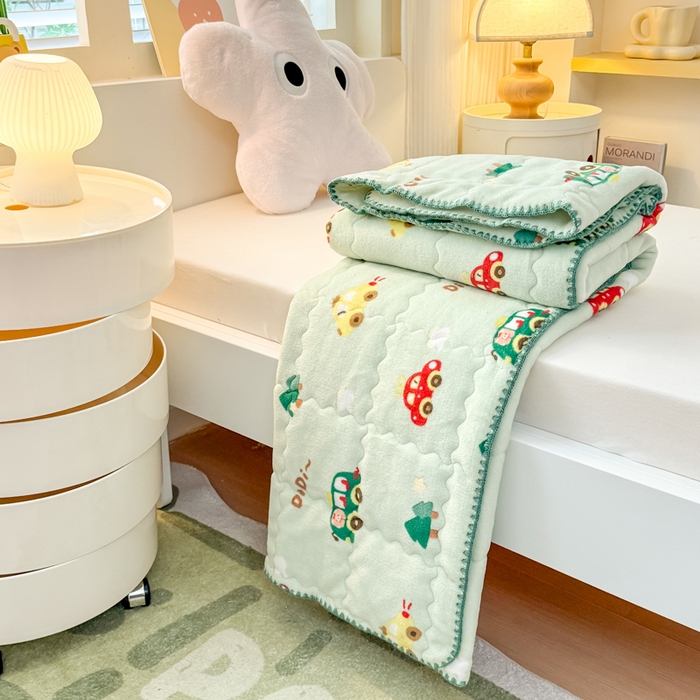 91家纺网 家纺一手货源 找家纺 禧缘家纺（原梦想家） 2025秋冬新款儿童加厚三层夹棉牛奶绒毛毯冬季双面绒保暖盖毯 巴士宝贝