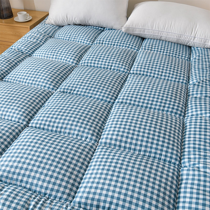 91家纺网 家纺一手货源 找家纺 预言家纺 2025新款格子床垫床褥系列 蓝格