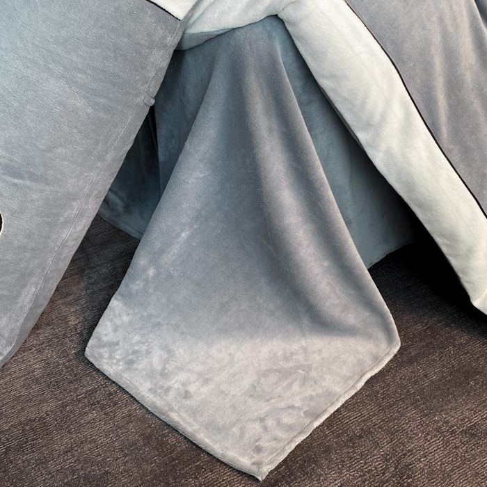 91家纺网 家纺一手货源 找家纺 绒世界 2025秋冬小香风香奈系列牛奶绒四件套 都市灰