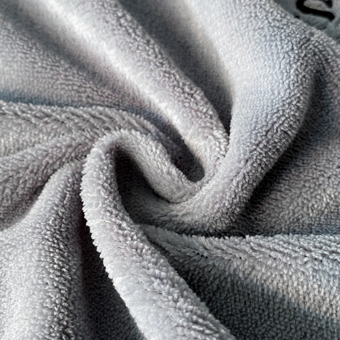 91家纺网 家纺一手货源 找家纺 绒世界 2025秋冬小香风香奈系列牛奶绒四件套 都市灰