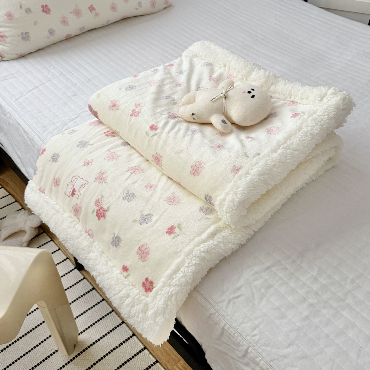 91家纺网 家纺一手货源 找家纺 （总）航途席业 2025新款200g牛奶绒羊羔绒毛毯