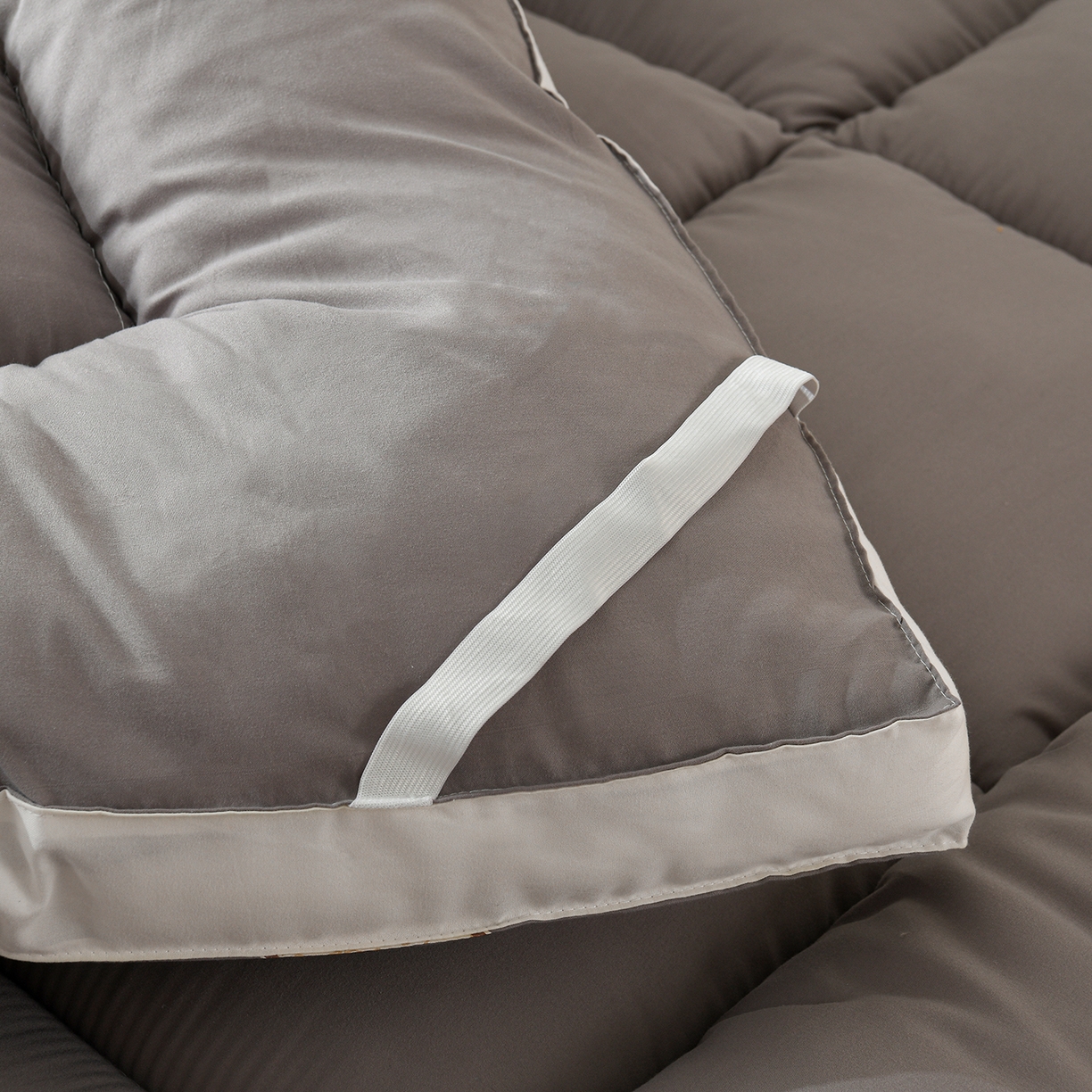 91家纺网 家纺一手货源 找家纺 （总）预言家纺 2025新款黄边立体床垫床褥系列