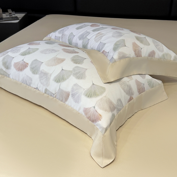 91家纺网 家纺一手货源 找家纺 梵克保罗 2025春夏新款莱赛尔天丝夏被嵌绳款数码印花单夏被夏被四件套单床笠单床单款 林间秘信