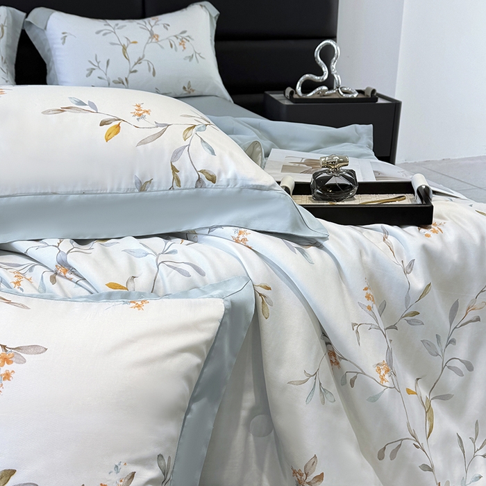 91家纺网 家纺一手货源 找家纺 梵克保罗 2025春夏新款莱赛尔天丝夏被嵌绳款数码印花单夏被夏被四件套单床笠单床单款 清雅